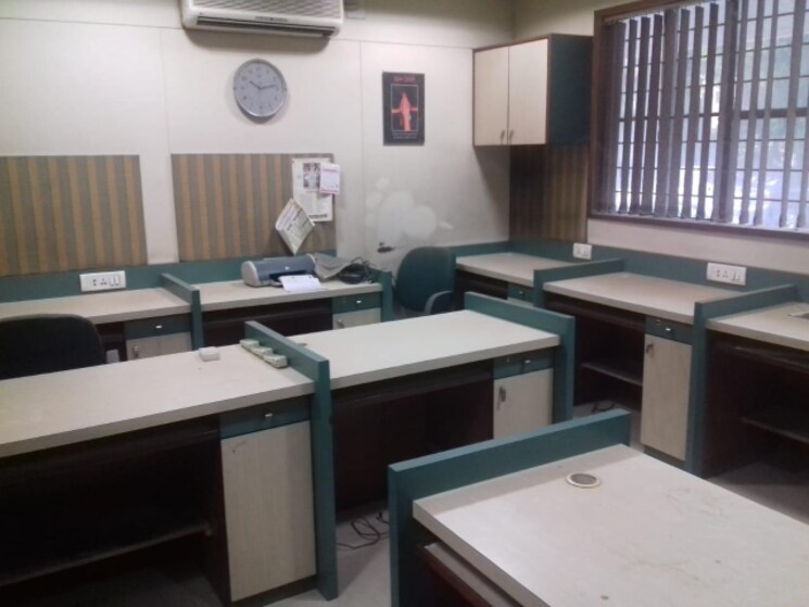 Team Area, wakadewadi Commercial Office Space 915 Sq.Ft. In Wakadewadi Pune 9265723