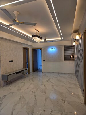 Room in 2 BHK Apartment at M3M Skywalk, Sector 74 – for Sale