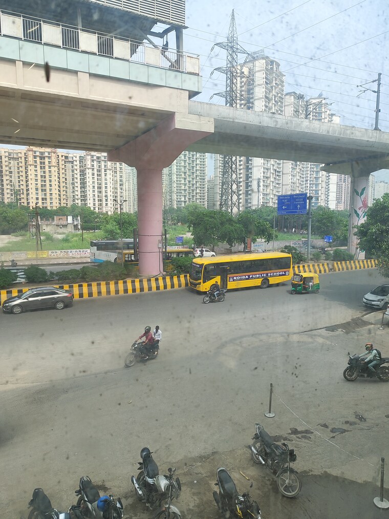 Exterior View, rwa-apartments-sector-61 1.5 Bedroom 680 Sq.Ft. Independent House In Sector 61 Noida 9265786