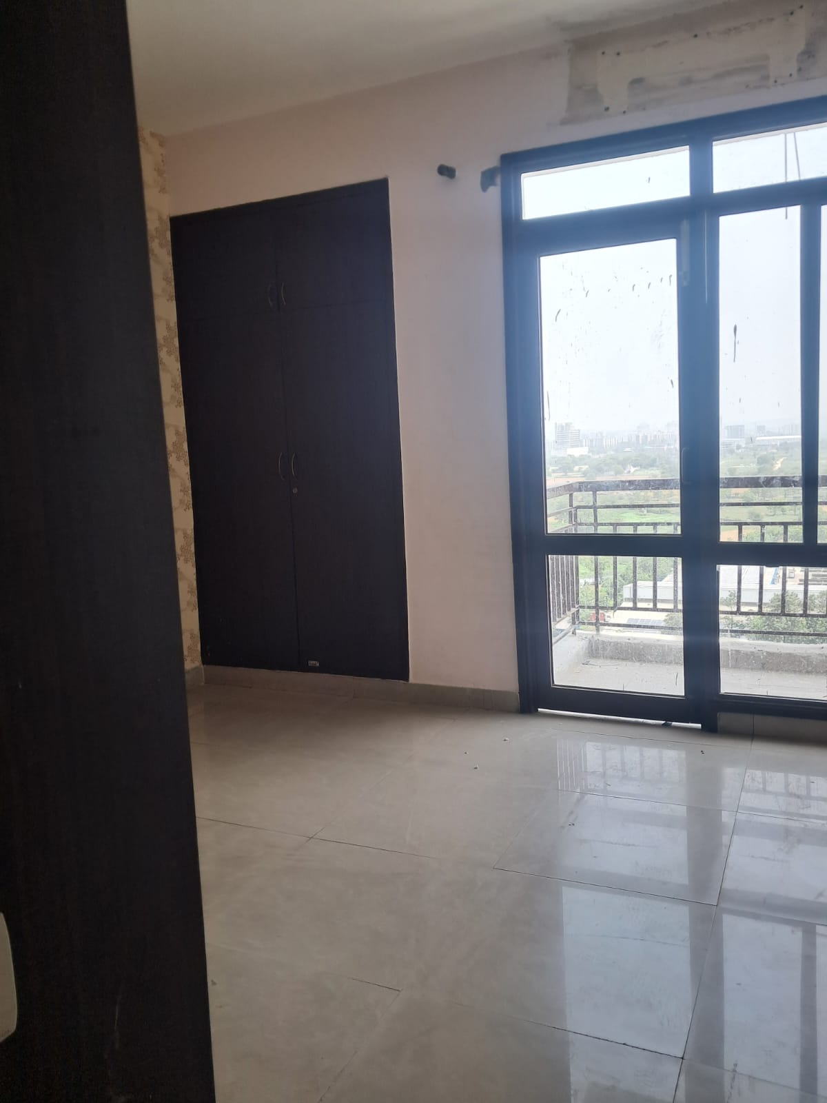 2.5 BHK + Study Room 1400 Sq.Ft. Apartment in Smart World Gems