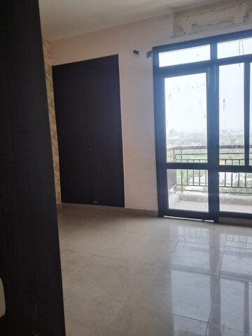 2.5 BHK Apartment For Rent in Smart World Gems, Sector 89