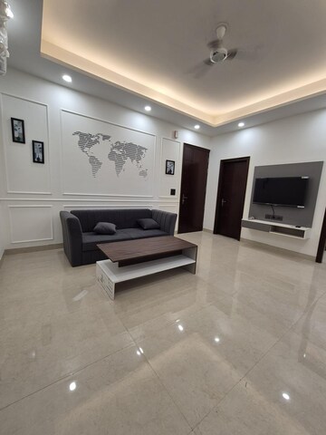 Parking in 1 BHK Apartment at Sector 42 – for Rent