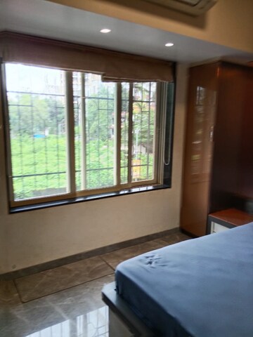 Room in 2 BHK Apartment at Brookhill Tower, Andheri West – for Rent