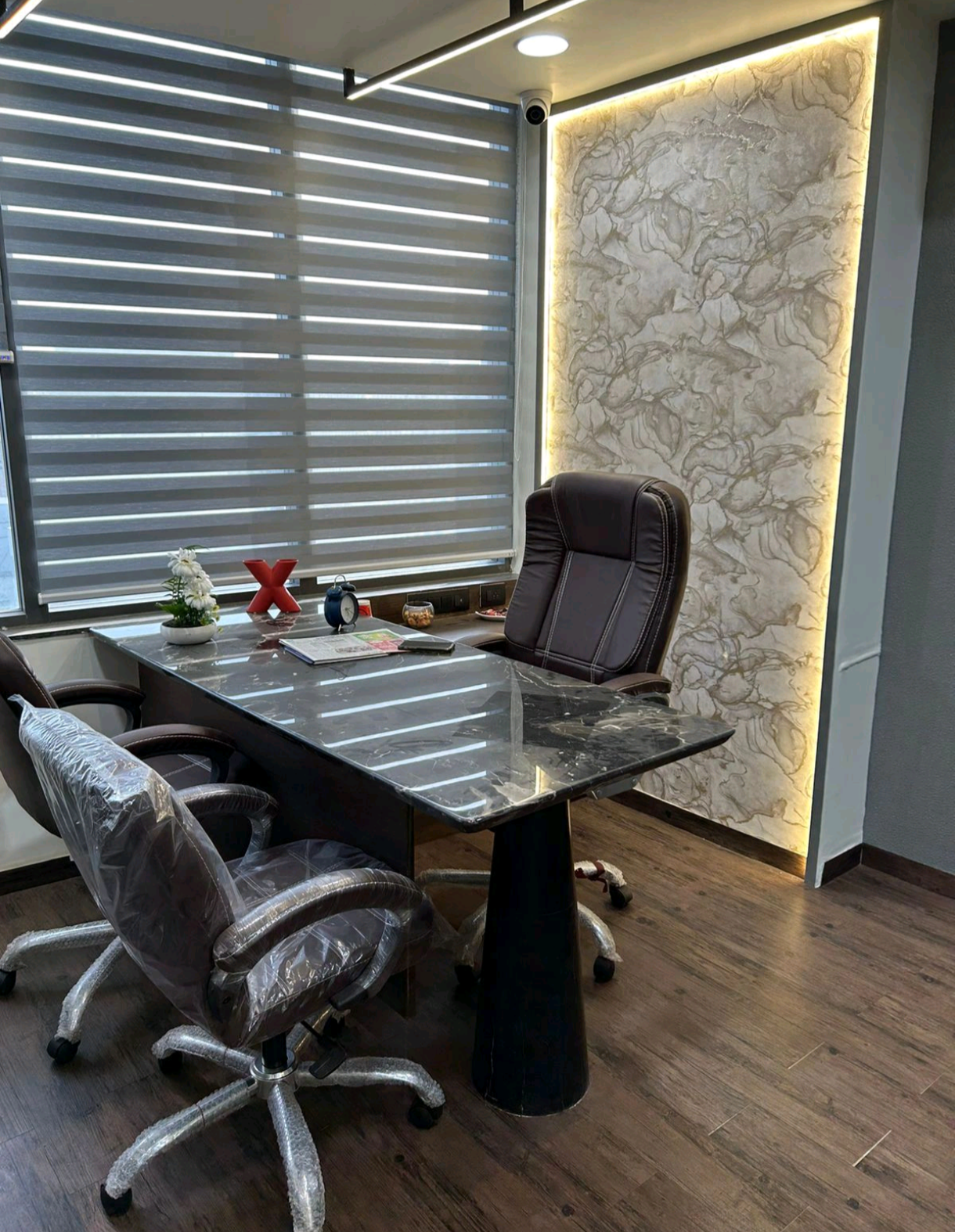 Office Space For Rent in Jk Property 