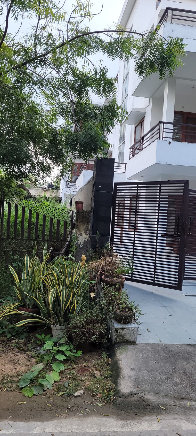Exterior View, sector 99  300 Sq.Yd. Plot In Sector 99 Noida 9266027