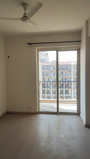 2 BHK Apartment For Rent in Signature Global Prime, Sector 63a