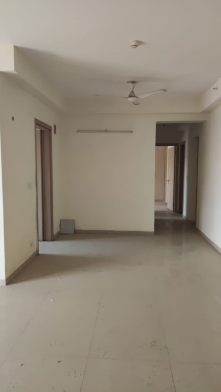 Room, signature-global-prime 2 Bedroom 573 Sq.Ft. Apartment In Sector 63a Gurgaon 9266089