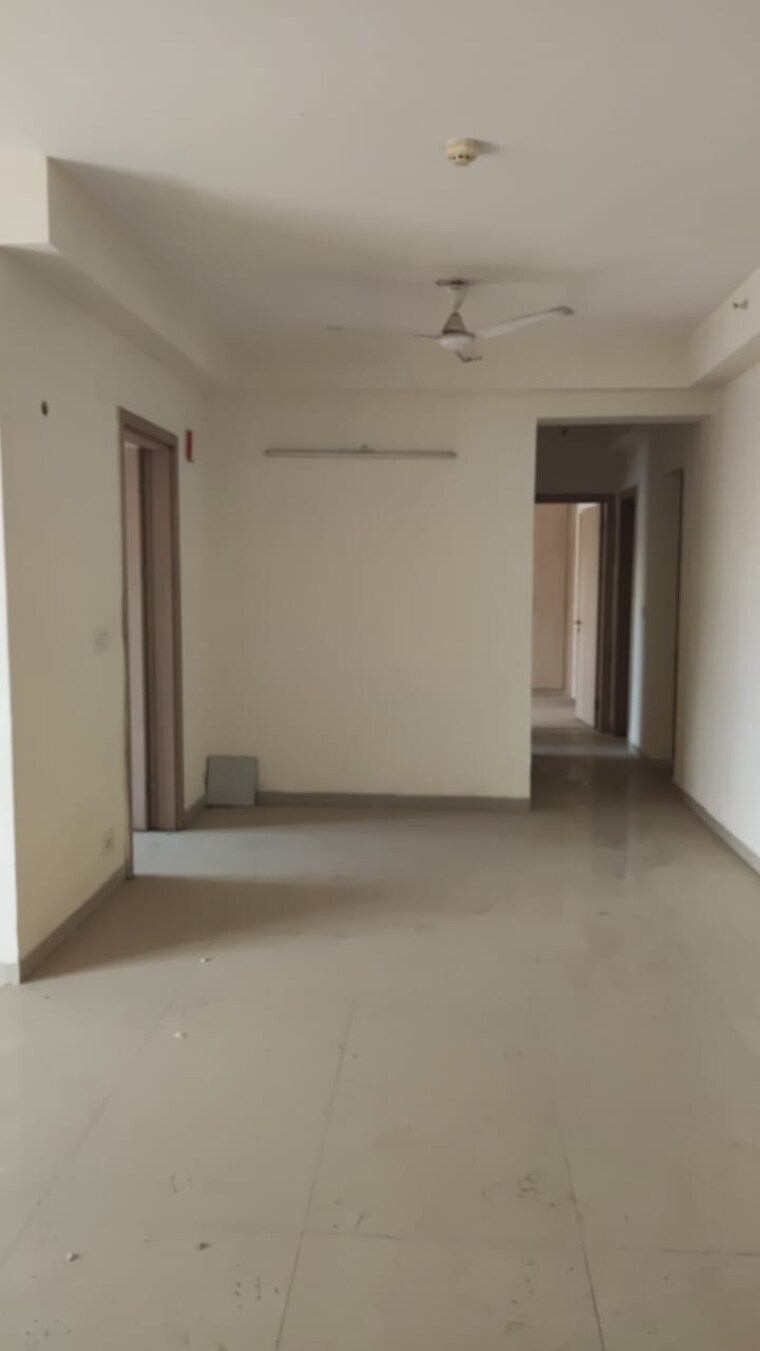 Room, signature-global-prime 2 Bedroom 573 Sq.Ft. Apartment In Sector 63a Gurgaon 9266089