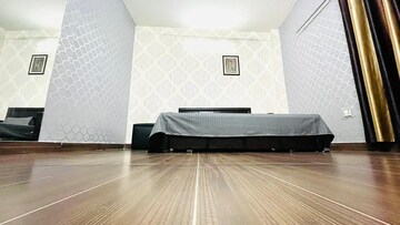 Master Bedroom in 1 BHK Builder Floor at Kishan Ganj – for Rent