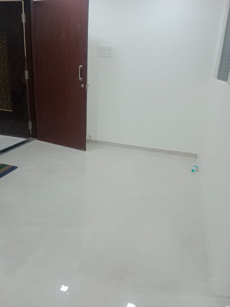 Room, tata-serein 2 Bedroom 710 Sq.Ft. Apartment In Pokhran Road No Two Thane 9266188