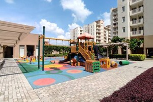 2.5 BHK Apartment For Sale in Emaar Palm Hills, Sector 77