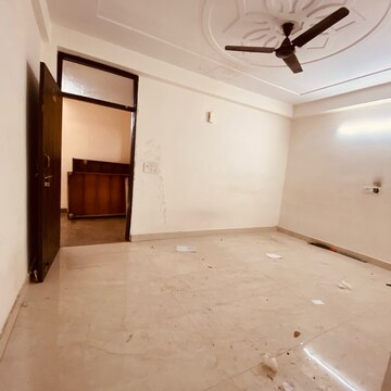 Room in 1 BHK Builder Floor at Chattarpur – for Rent