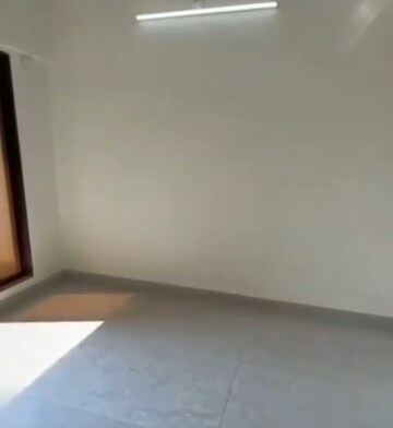Room in 1.5 BHK Apartment at Nalasopara West – for Sale