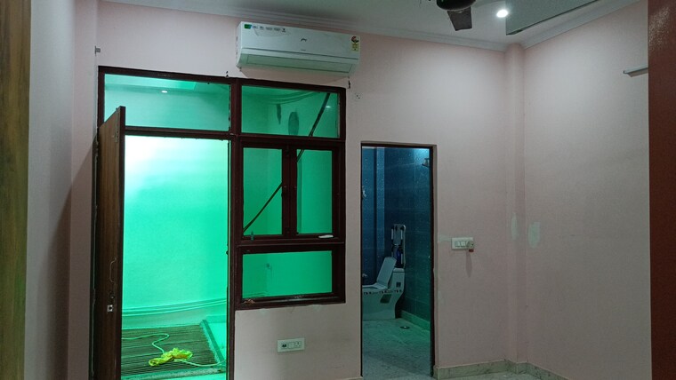 Room, vaishali sector 3a 3 Bedroom 1320 Sq.Ft. Builder Floor In Vaishali Sector 3a Ghaziabad 9266334