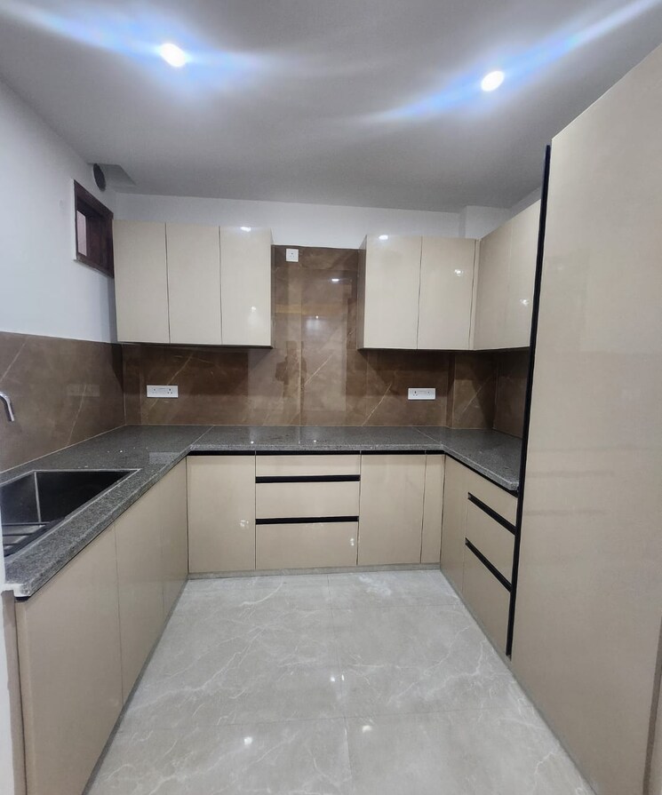 Kitchen, saket 2 Bedroom 806 Sq.Ft. Independent House In Saket Delhi 9266343