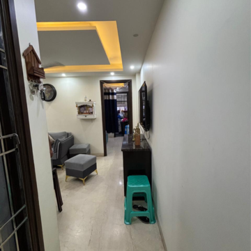 Furnished Amenities in 2 BHK Builder Floor at Malviya Nagar – for Rent