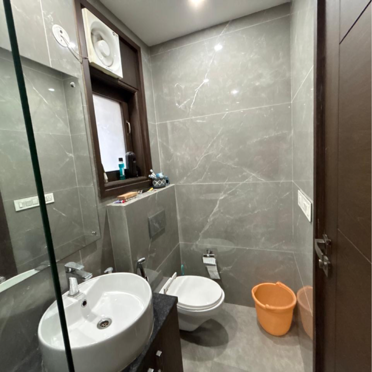 Bathroom, malviya nagar 2 Bedroom 900 Sq.Ft. Builder Floor In Malviya Nagar Delhi 9266410
