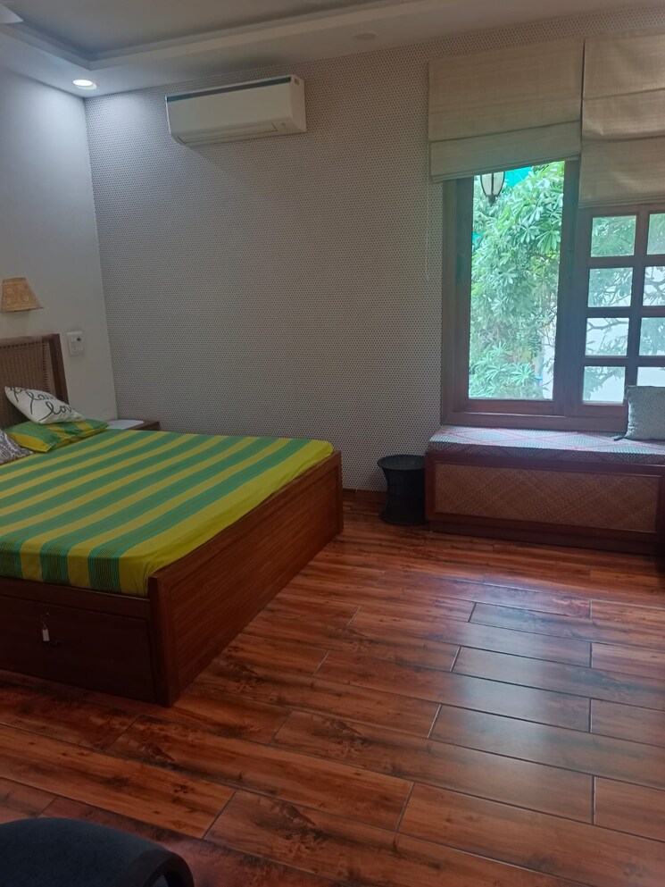 Bedroom, kalkaji 2 Bedroom 100 Sq.Yd. Builder Floor In Kalkaji Delhi 9266435