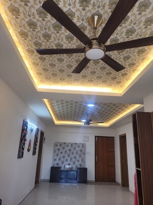 Room in 3 BHK Apartment at Vahe Imperial Gardens, Varthur – for Rent