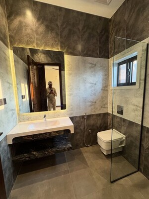 Bathroom in 4 BHK Builder Floor at TDI The Grand Retreat, Sector 88 – for Sale