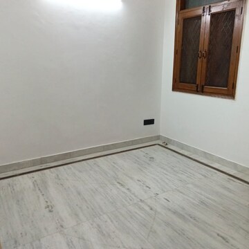 Room in 3 BHK Builder Floor at Malviya Nagar – for Rent