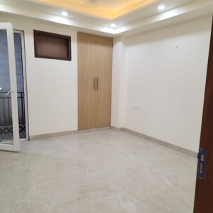 Room in 3 BHK Independent House at Saket – for Sale