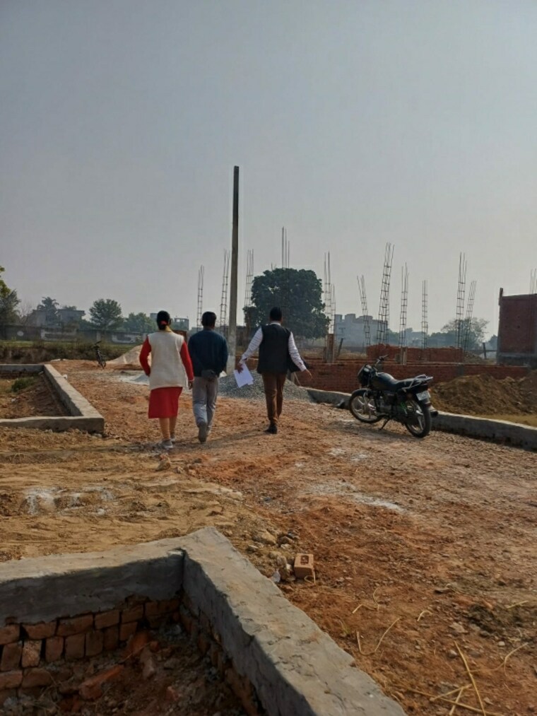 undefined, jewar  150 Sq.Yd. Plot In Jewar Greater Noida 9266444