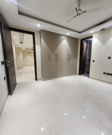 Room in 3 BHK Independent House at Saket – for Sale