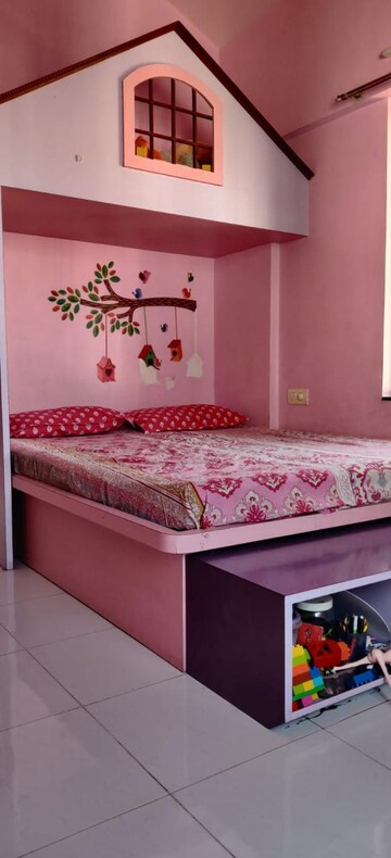 Bedroom in 2 BHK Apartment at Gera Emerald City, Kharadi – for Rent