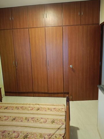Bedroom in 1 BHK Apartment at Maker Tower, Cuffe Parade – for Sale
