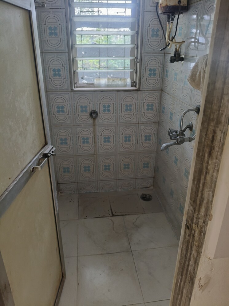 Bathroom, shubham-complex-kalyan 2 Bedroom 890 Sq.Ft. Apartment In Kalyan West Thane 9266528