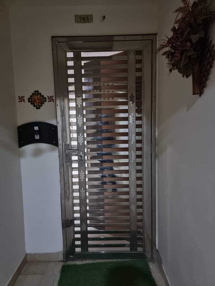 undefined, saya-gold-avenue 4 Bedroom 2370 Sq.Ft. Apartment In Vaibhav Khand Ghaziabad 9266546