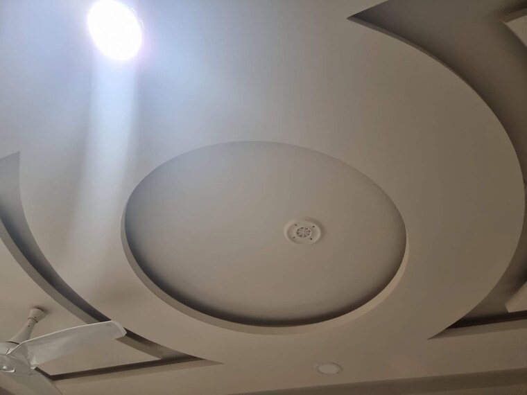 Bathroom, saya-gold-avenue 4 Bedroom 2370 Sq.Ft. Apartment In Vaibhav Khand Ghaziabad 9266546