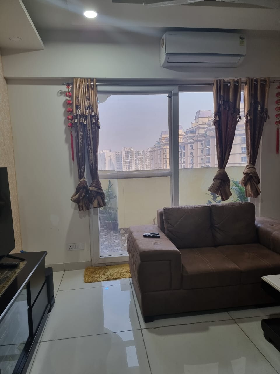 4 BHK + Pooja Room Apartment For Rent in Saya Gold Avenue
