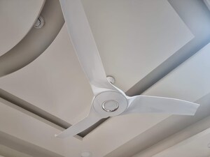 Furnished Amenities in 4 BHK Apartment at Saya Gold Avenue, Vaibhav Khand – for Rent