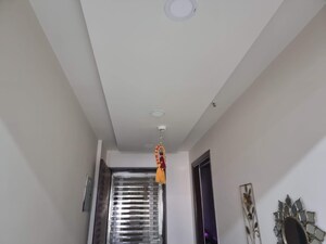 Furnished Amenities in 4 BHK Apartment at Saya Gold Avenue, Vaibhav Khand – for Rent