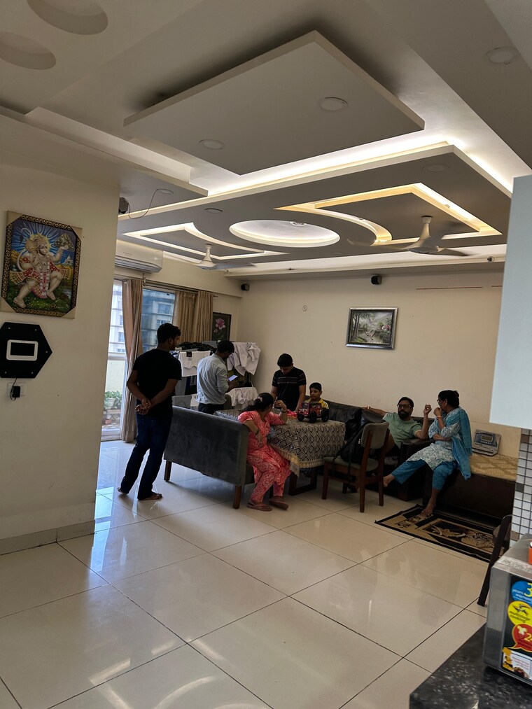 Master Bedroom, saya-gold-avenue 4 Bedroom 2370 Sq.Ft. Apartment In Vaibhav Khand Ghaziabad 9266546