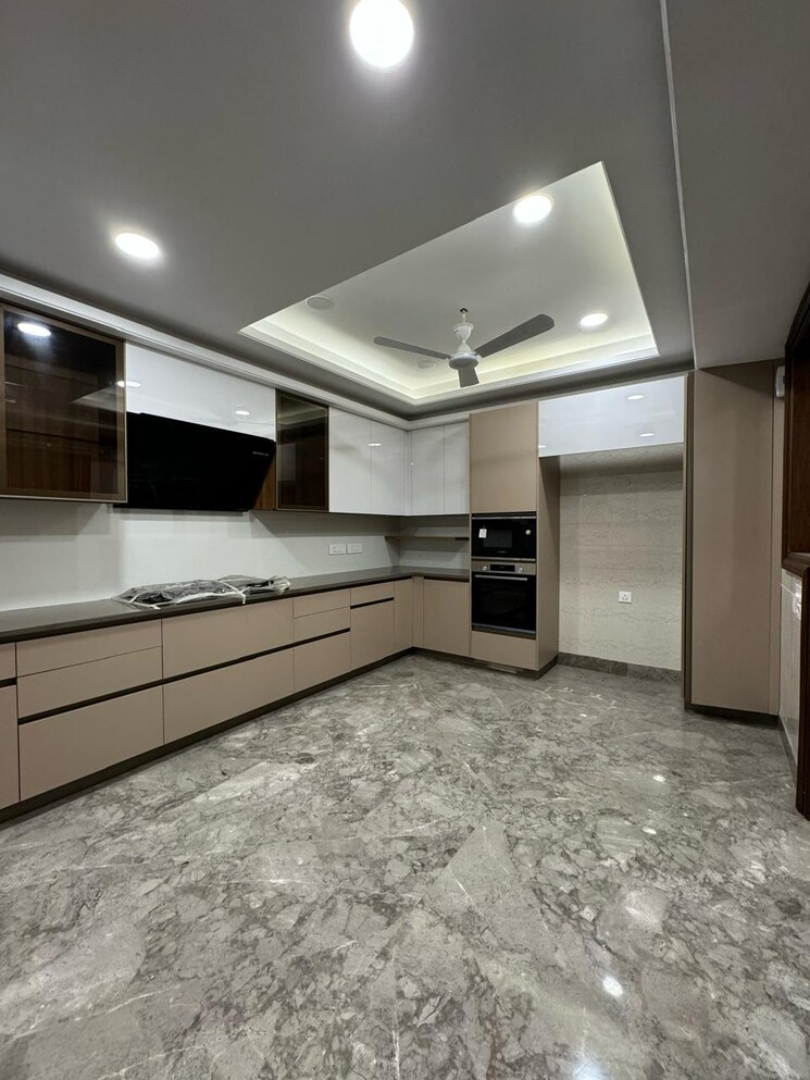 Kitchen, greater kailash i 3 Bedroom 208 Sq.Yd. Builder Floor In Greater Kailash I Delhi 9266599