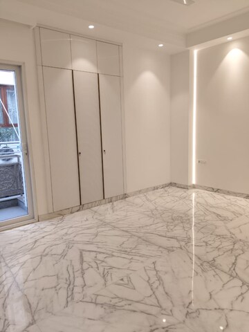 Room in 3 BHK Builder Floor at Greater Kailash I – for Sale