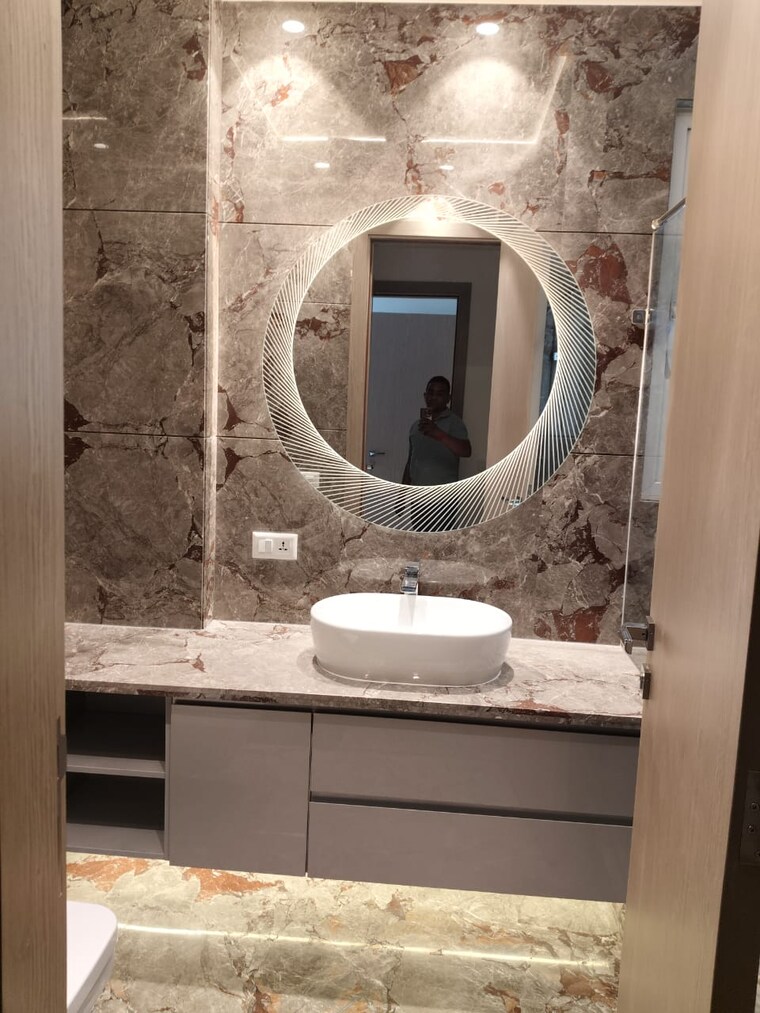 Bathroom, greater kailash i 3 Bedroom 208 Sq.Yd. Builder Floor In Greater Kailash I Delhi 9266599
