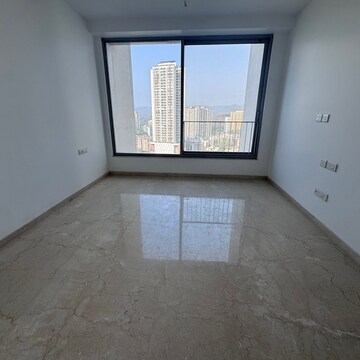 Room in 3 BHK Apartment at Oberoi Sky City, Borivali East – for Sale