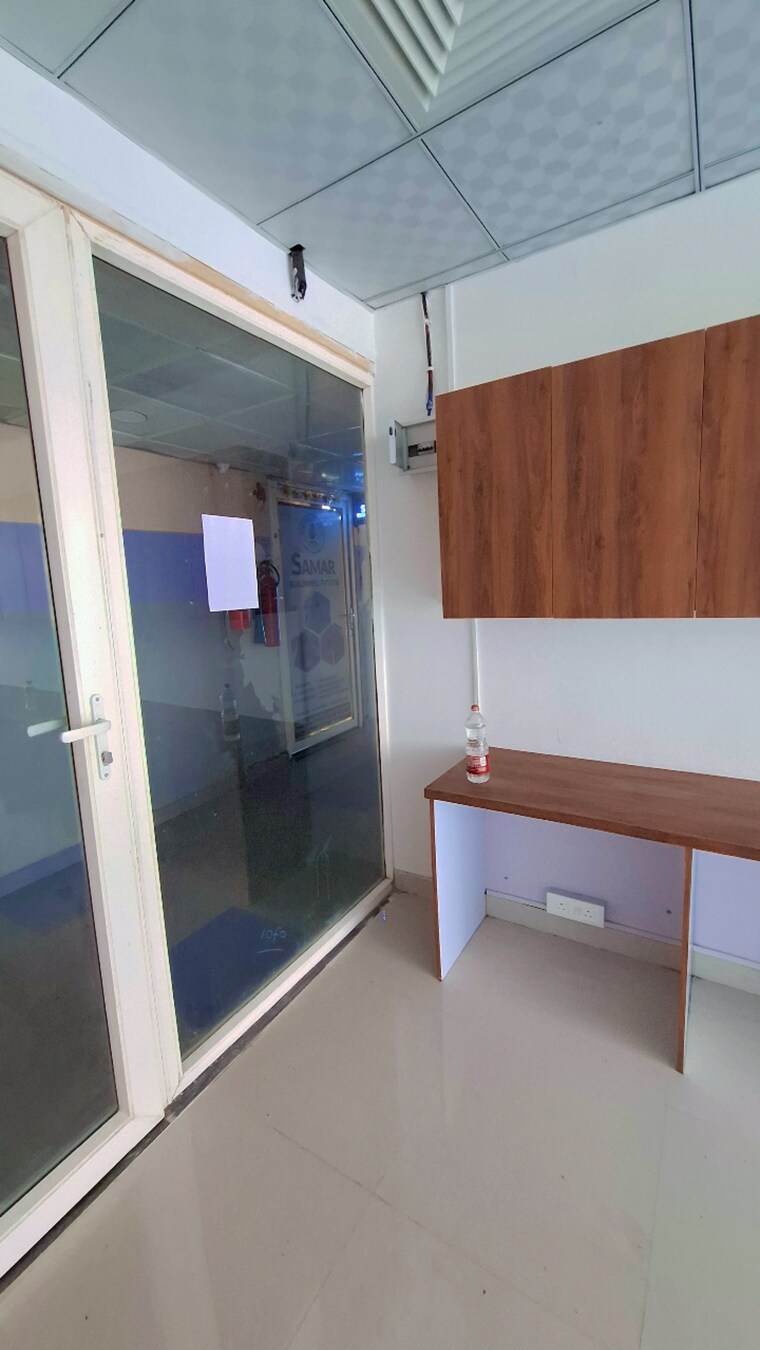 Kitchen, gaur-city-center Commercial Office Space 450 Sq.Ft. In Sector 4 Greater Noida Greater Noida 9266585