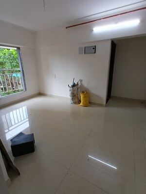 Room in 3 BHK Apartment at Upper East 97, Malad East – for Rent