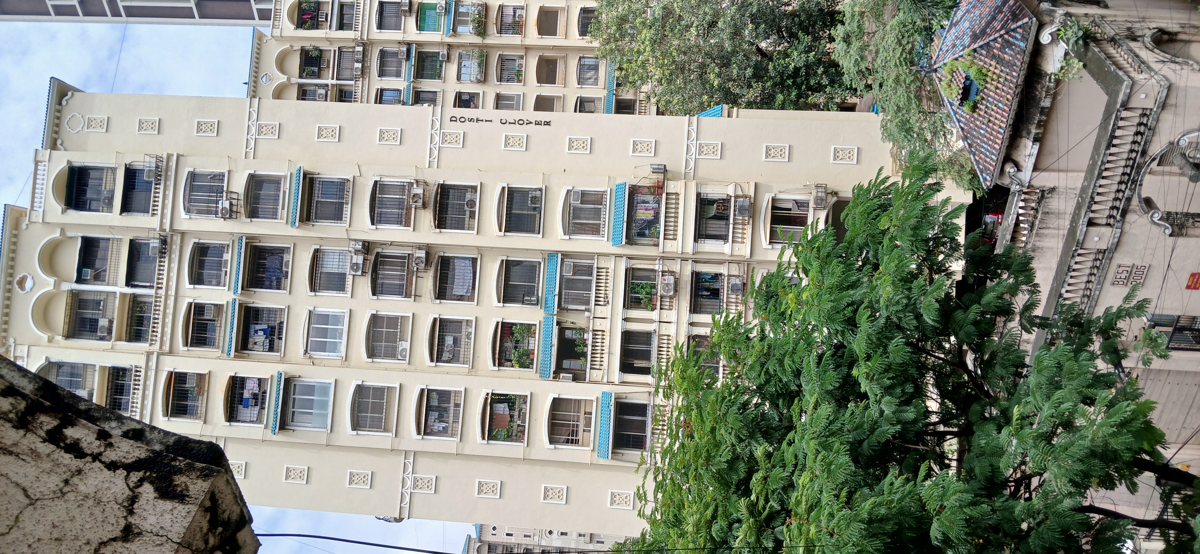 1 BHK + Study Room 550 Sq.Ft. Apartment in Dosti Group Acres