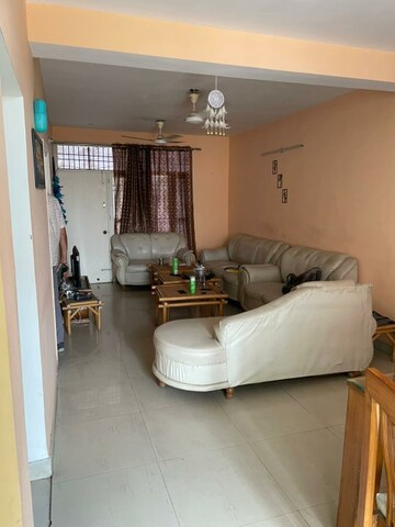 Living Room in 4 BHK Builder Floor at Sector 79 – for Sale