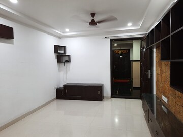 Furnished Amenities in 2 BHK Apartment at Puppalaguda – for Rent