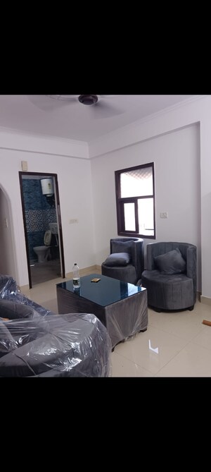 1 BHK Builder Floor For Rent in Saket