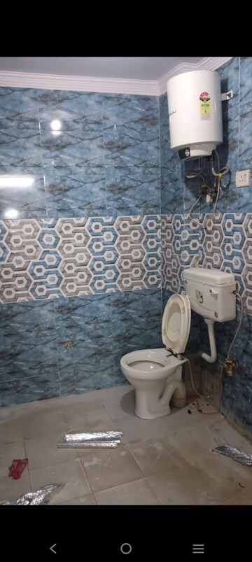 Bathroom in 1 BHK Builder Floor at Saket – for Rent