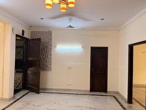 Room in 3 BHK Builder Floor at Gulmohar Park – for Rent
