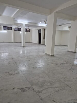 Room in 3 BHK Builder Floor at Gulmohar Park – for Rent